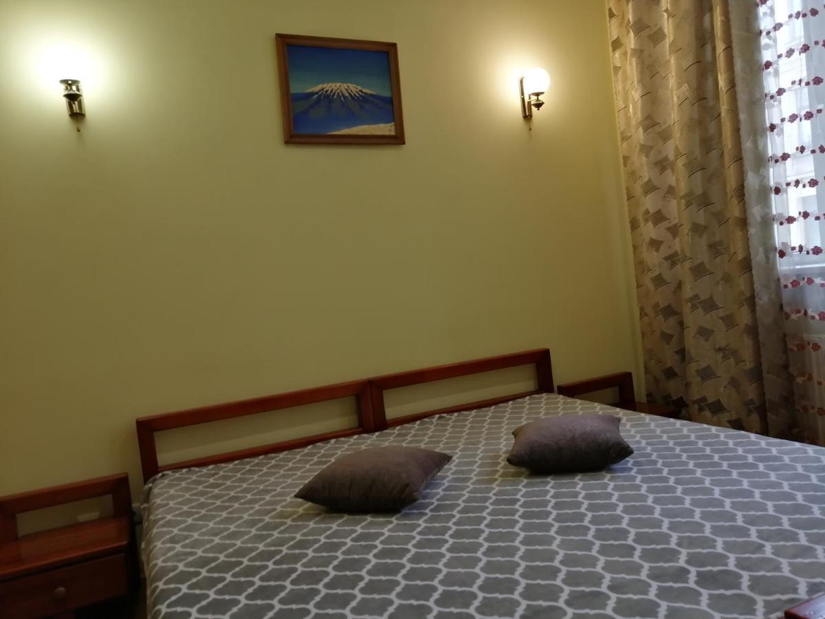 Apartament-Minihotel Elpida Lemberg Exterior foto
